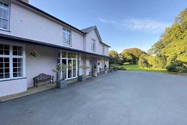 Plas Dinas Country House (Wales)